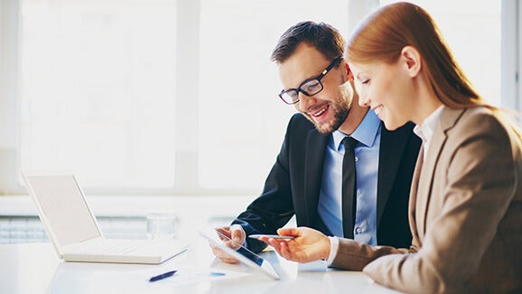 discussing-project 2019 Global salary survey